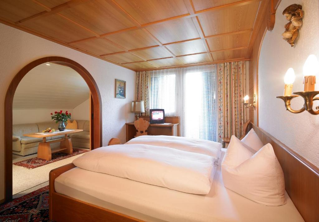 Hotel Montabella 쉬룬즈 객실 사진